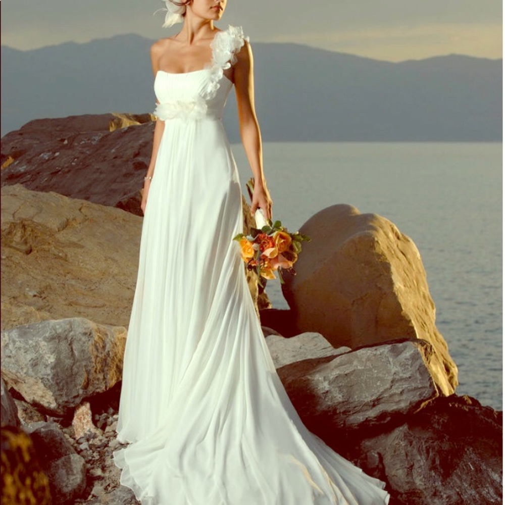Maggie Sottero Destination spring summer wedding
